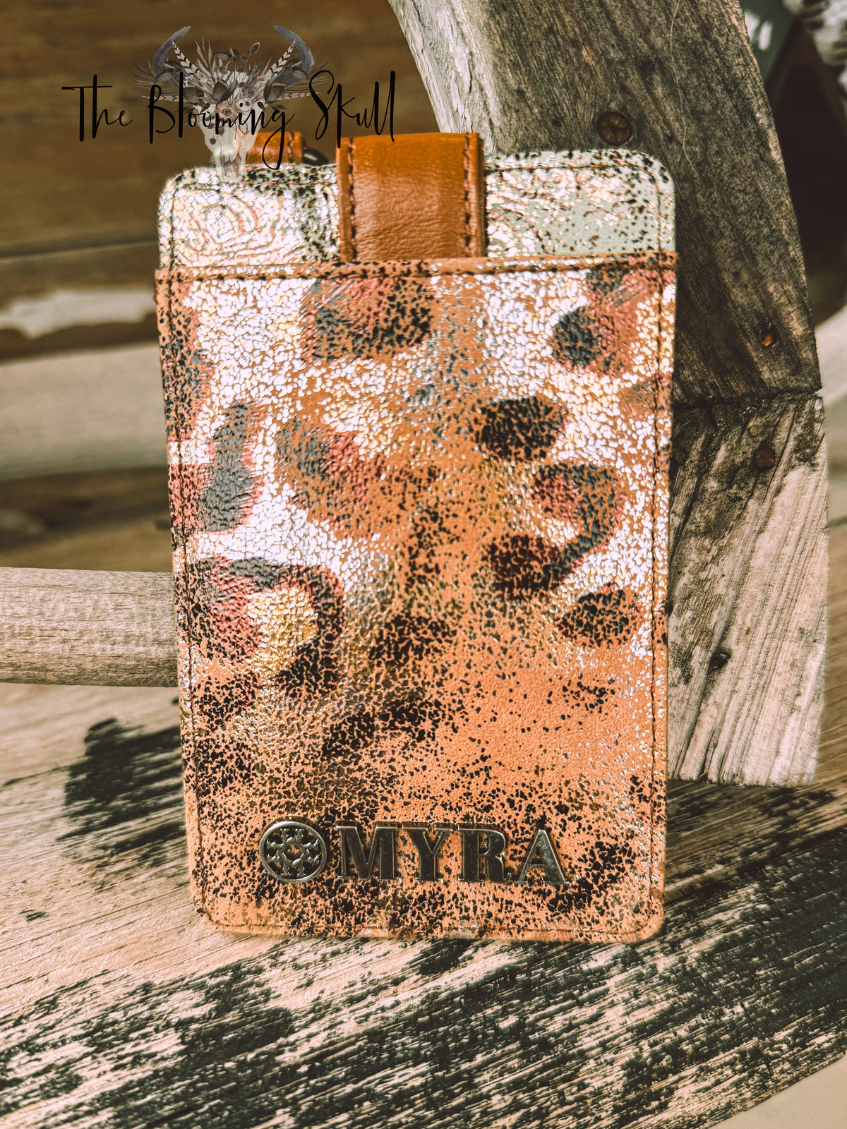 VALEJO SPIRIT CARD HOLDER